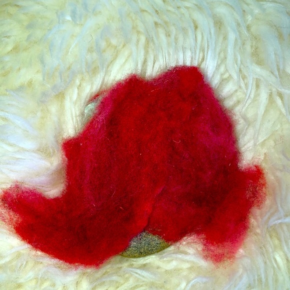 Faces painted on rock, wool hair, wax coating - Picture 3 of 5